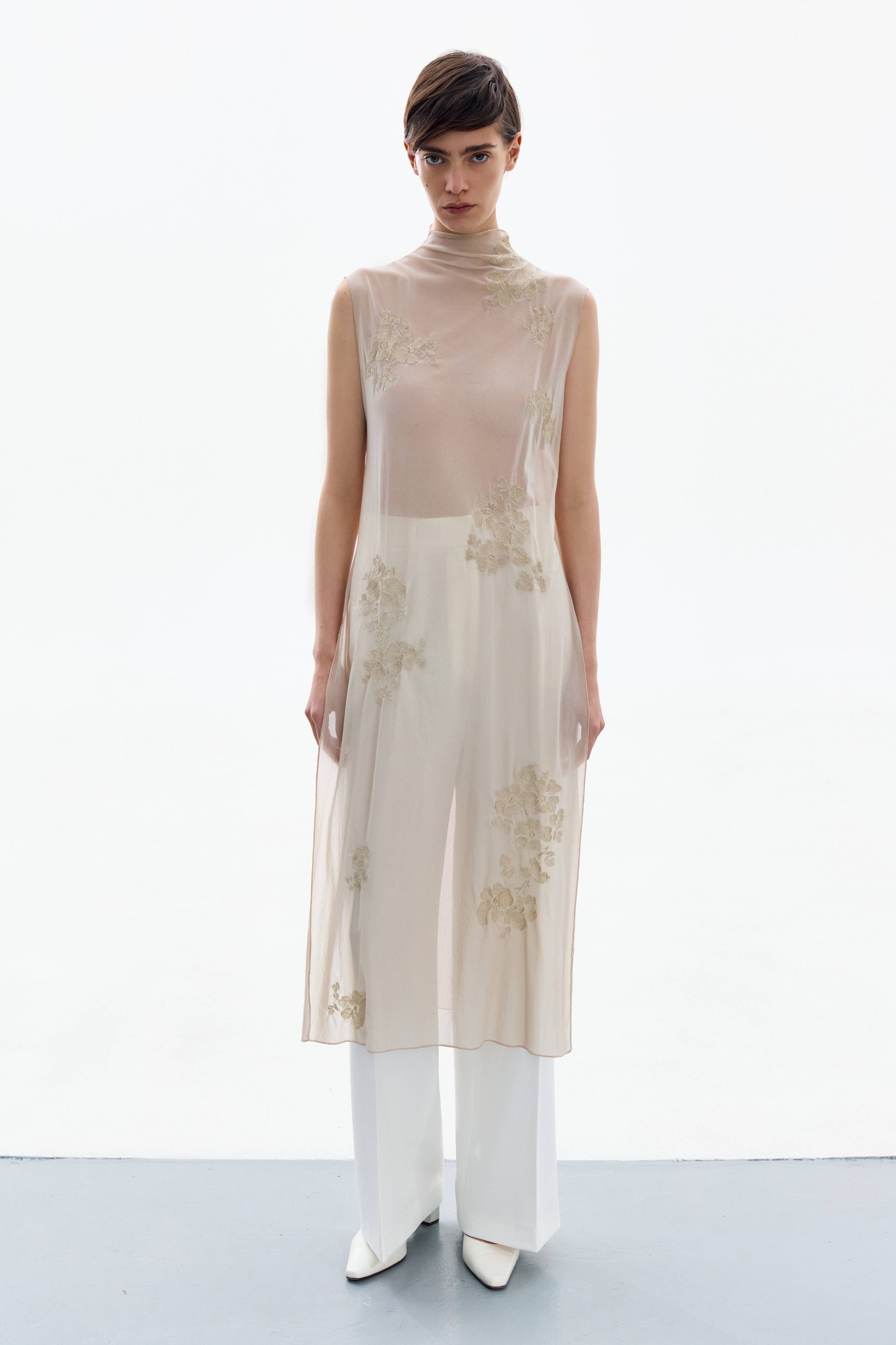 brass a line dress BLENFLEET MAXI DRESS for Women, Satin Fabric, One-shoulder Neckline, Floor-length Hem, Gold Color, AU8 US4