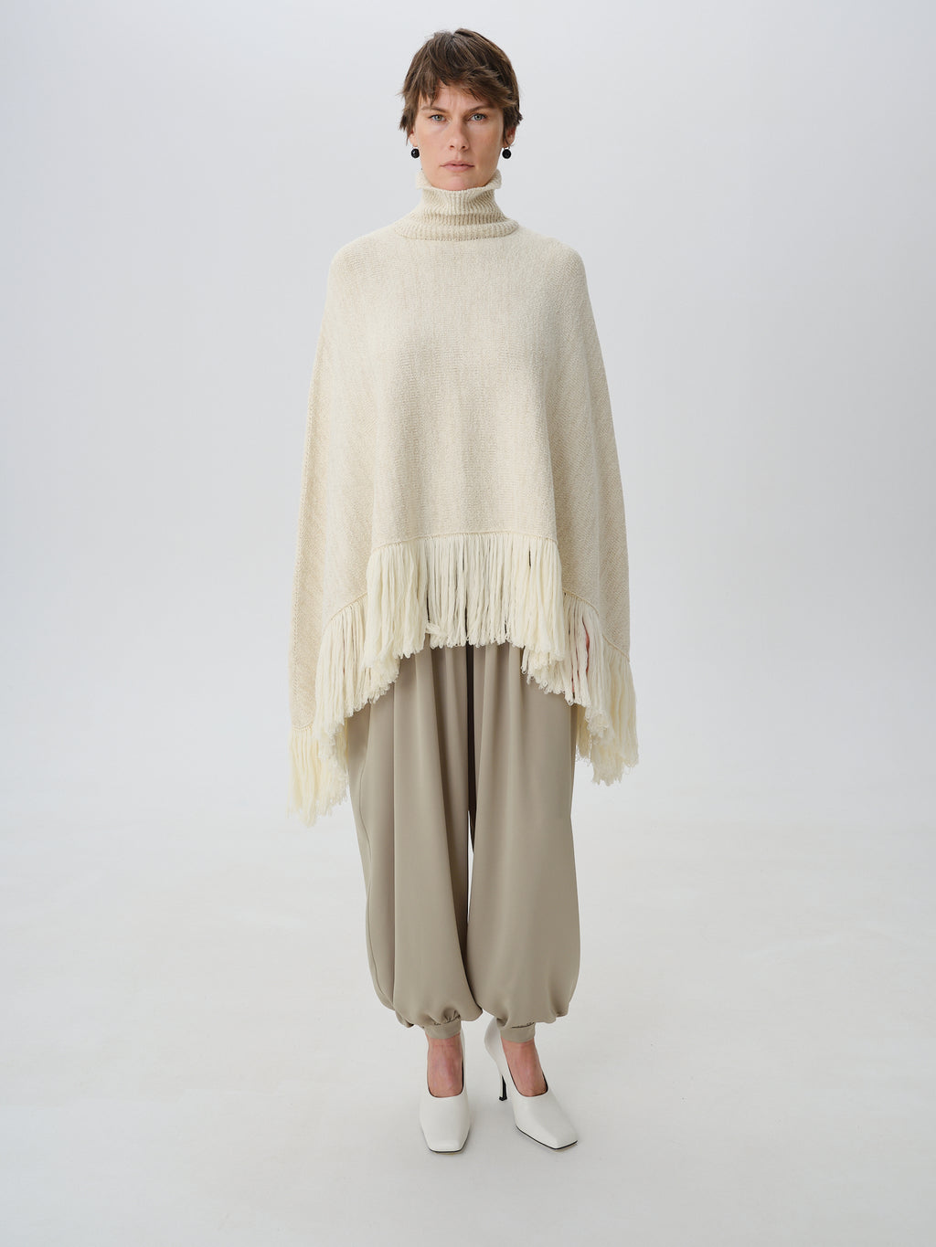 Poncho “Milk Blush”