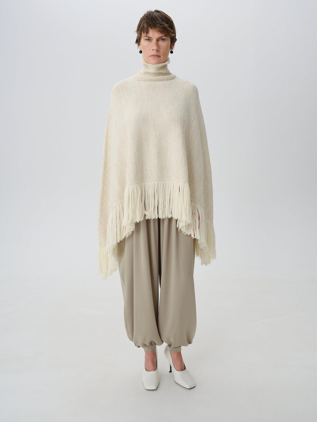 Poncho “Milk Blush”