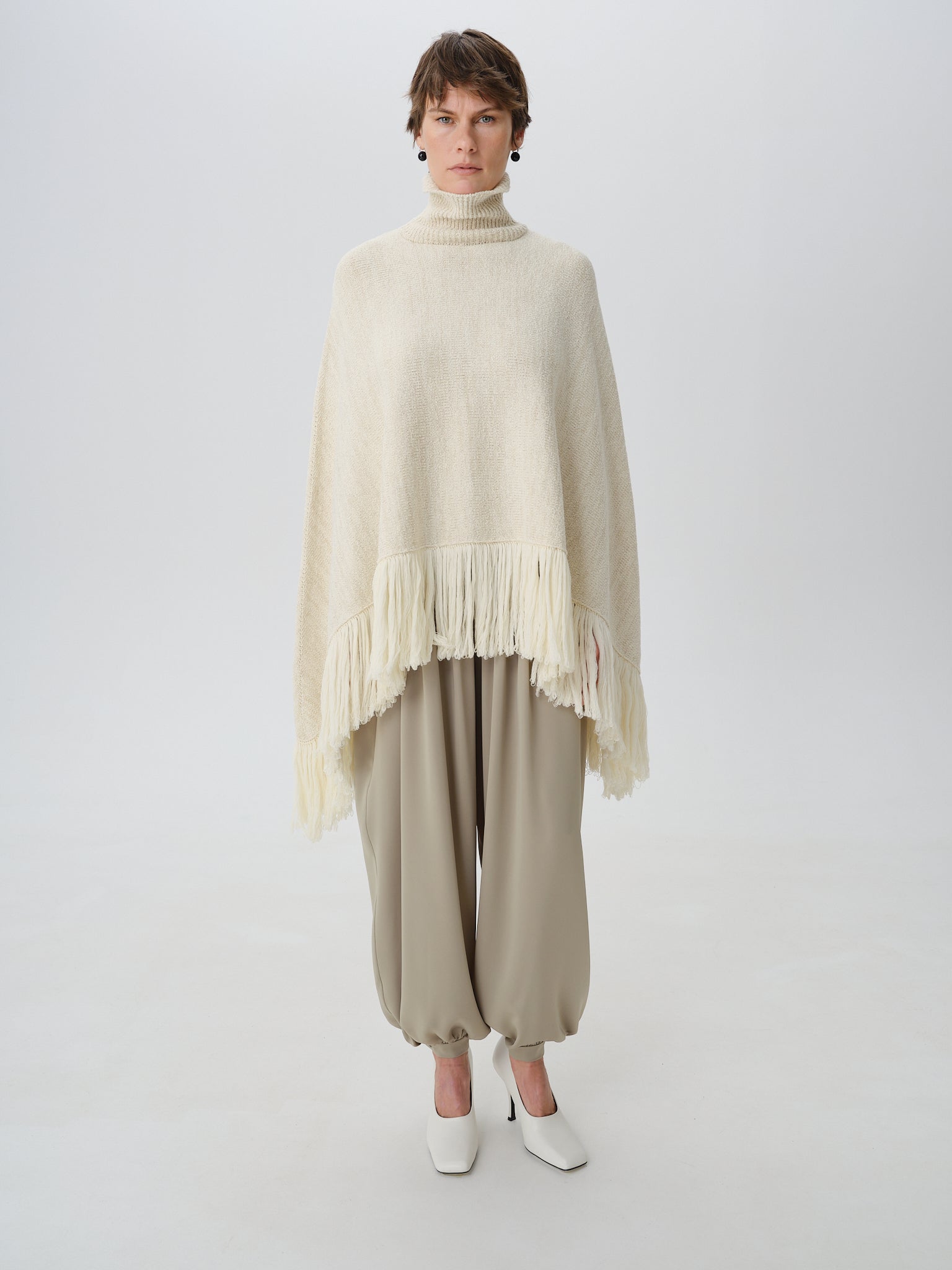 Poncho “Milk Blush”