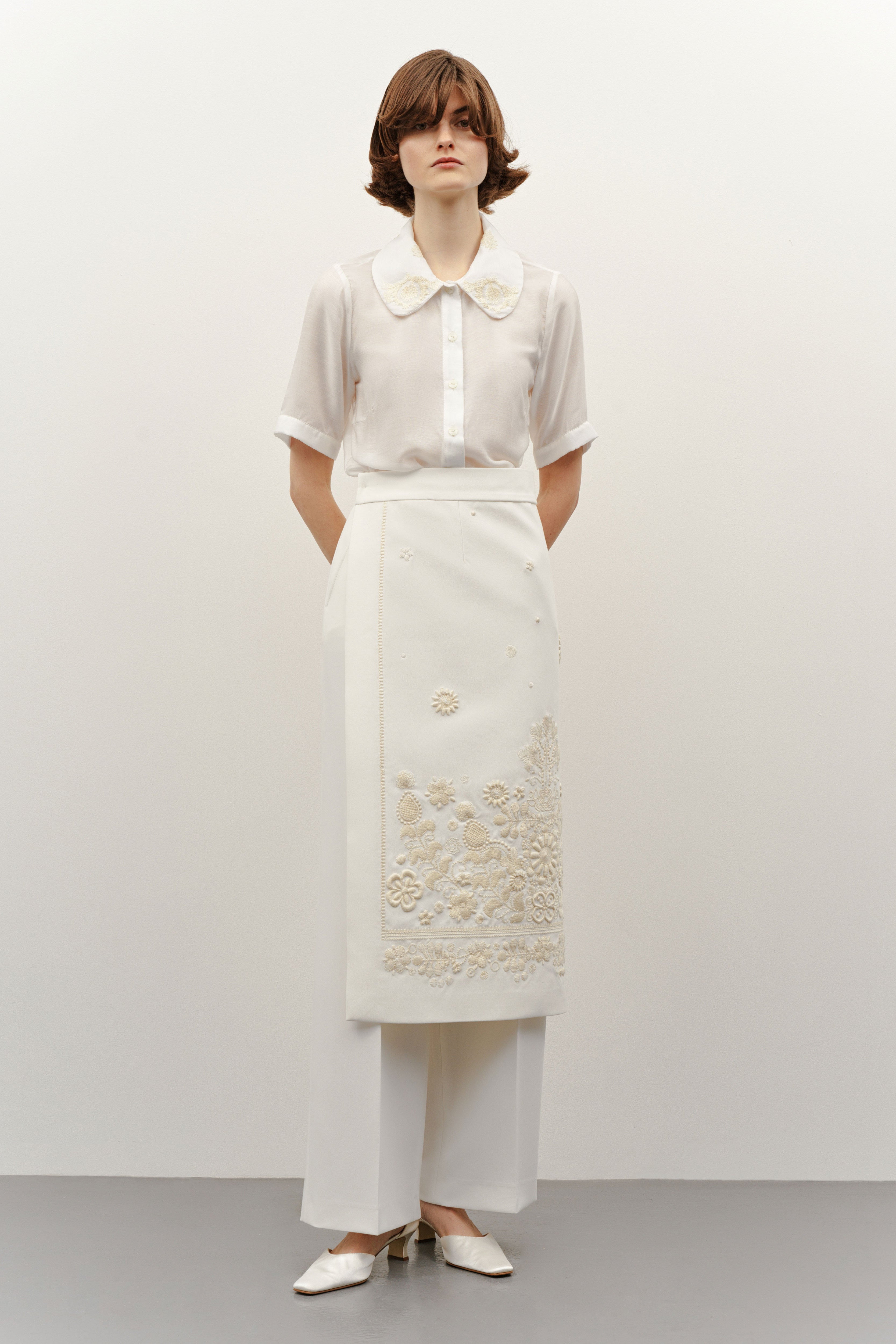 Milk embroidered “PLAKHTA”