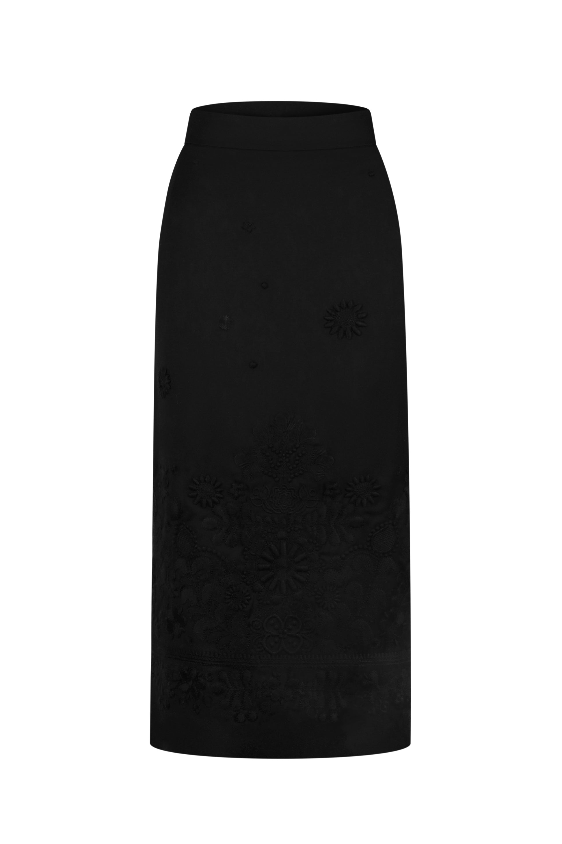 Black embroidered “PLAKHTA”