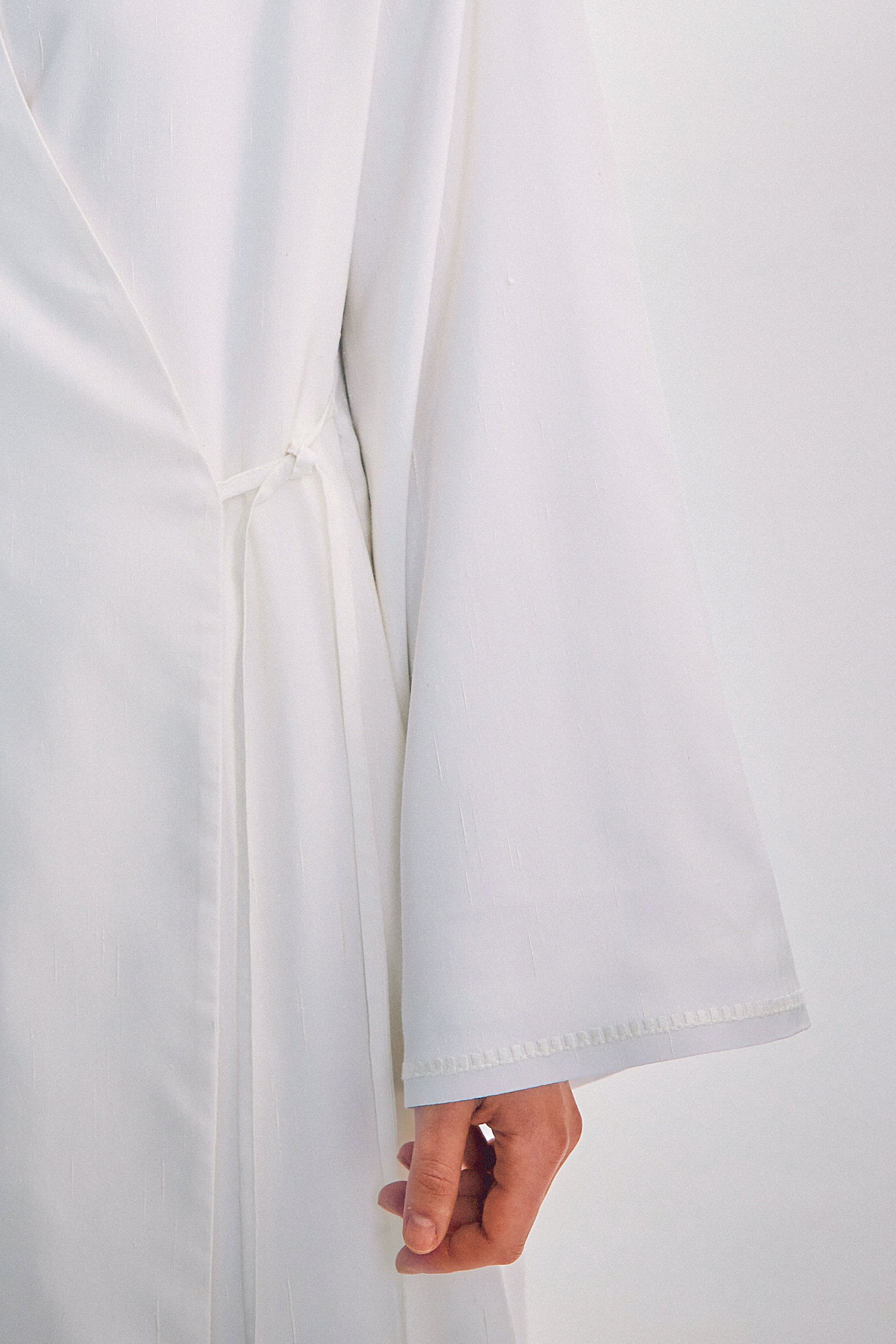 Embroidered kimono