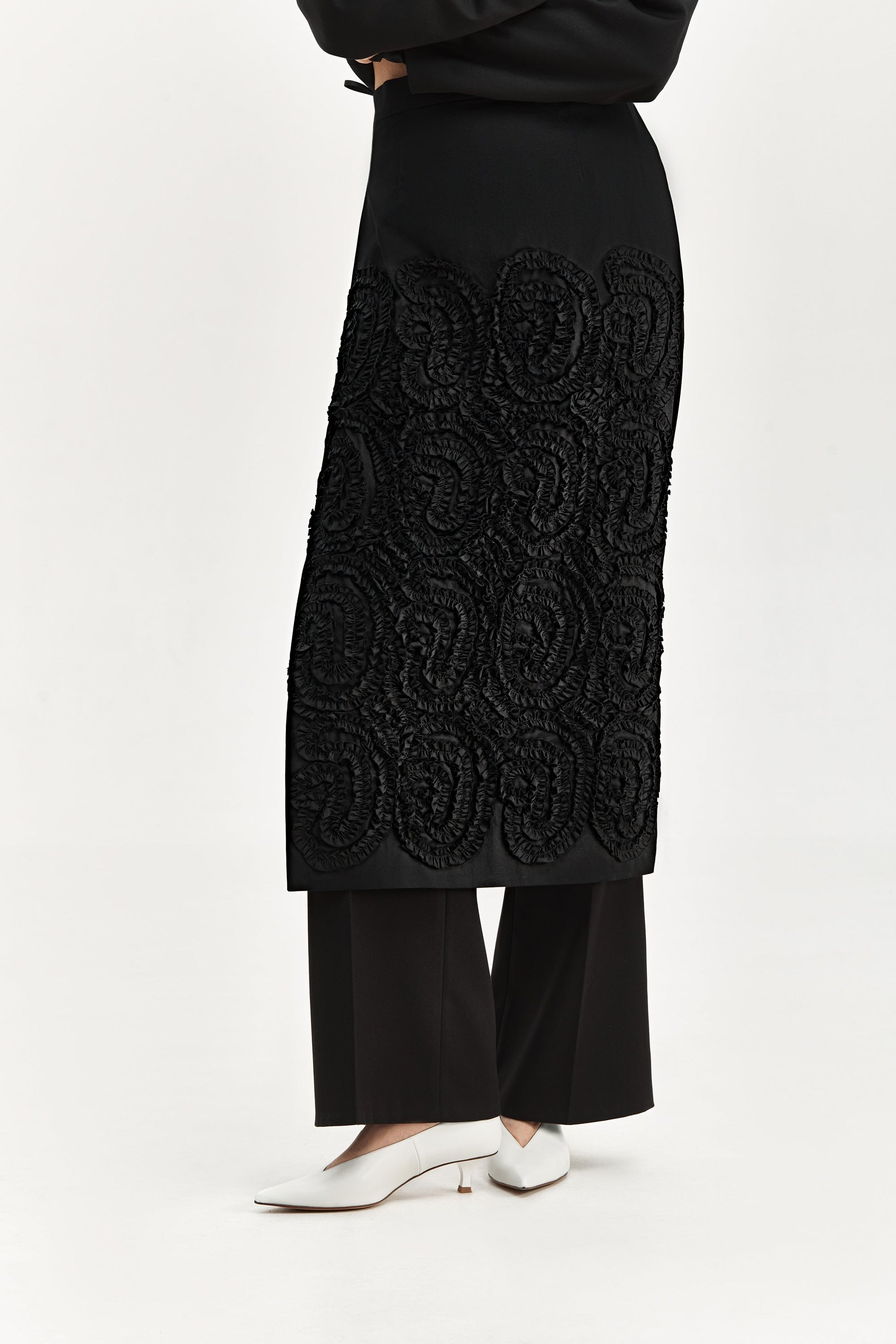 Black Plakhta with ornament