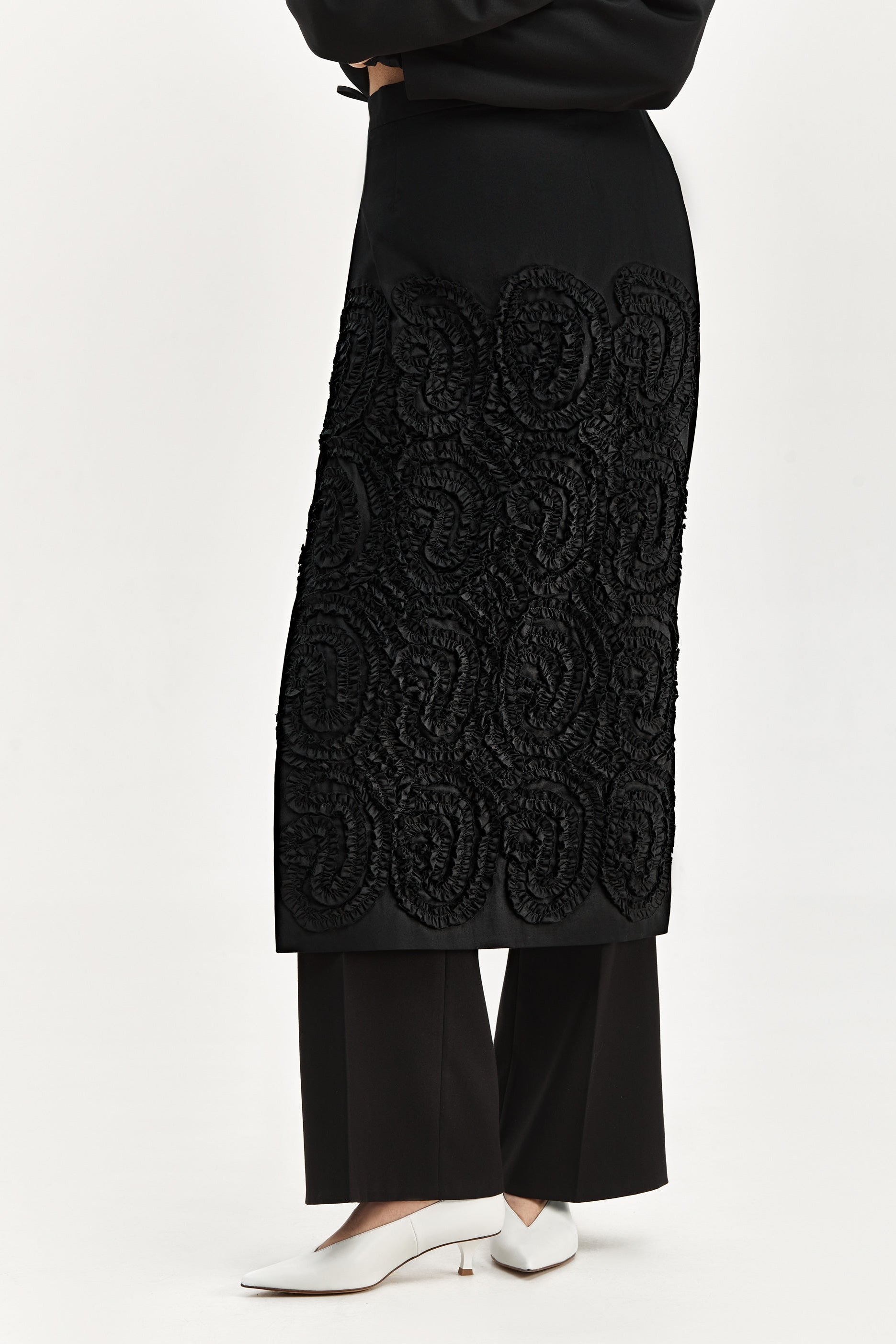 Black Plakhta with ornament