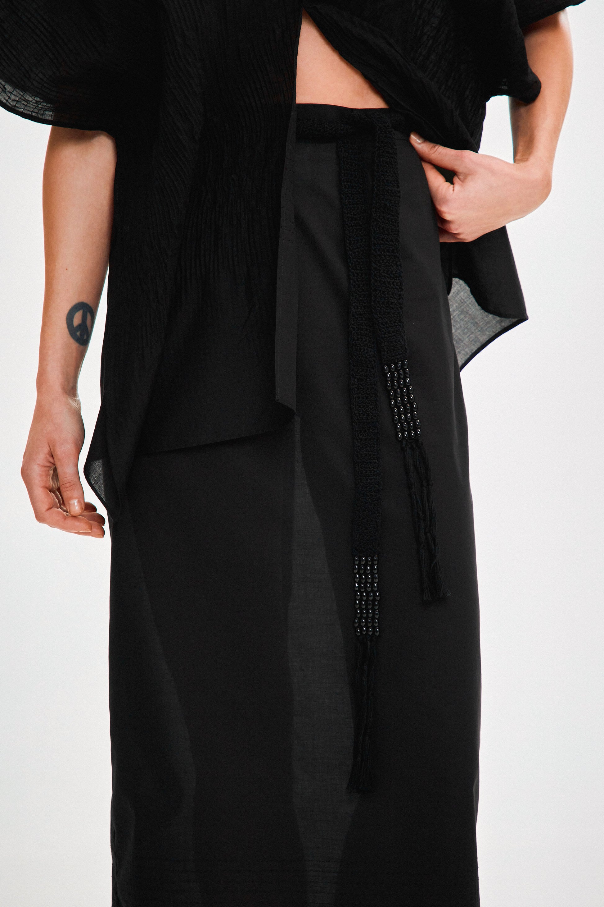 Skirt with a tied belt