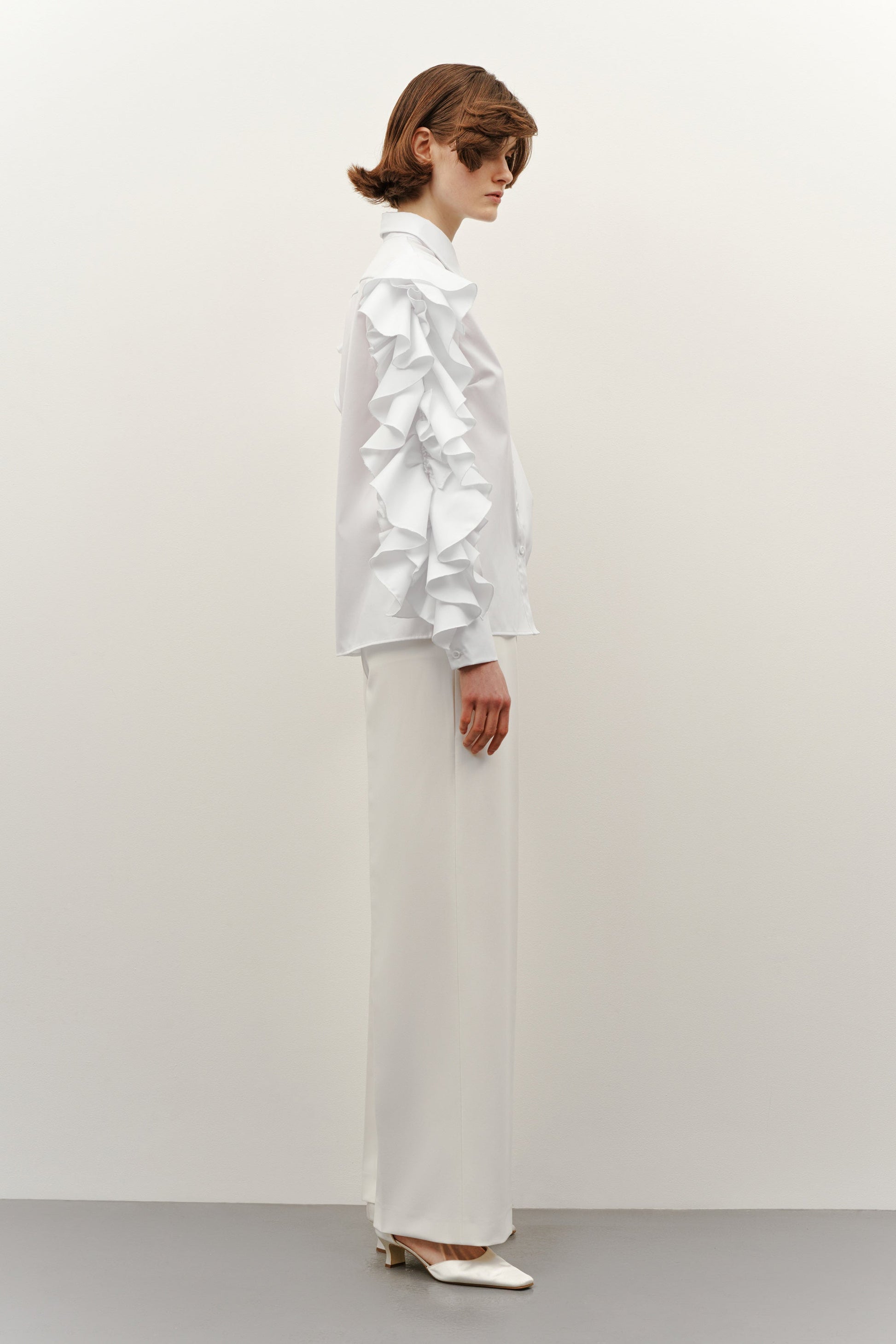 White shirt “VOLAN”