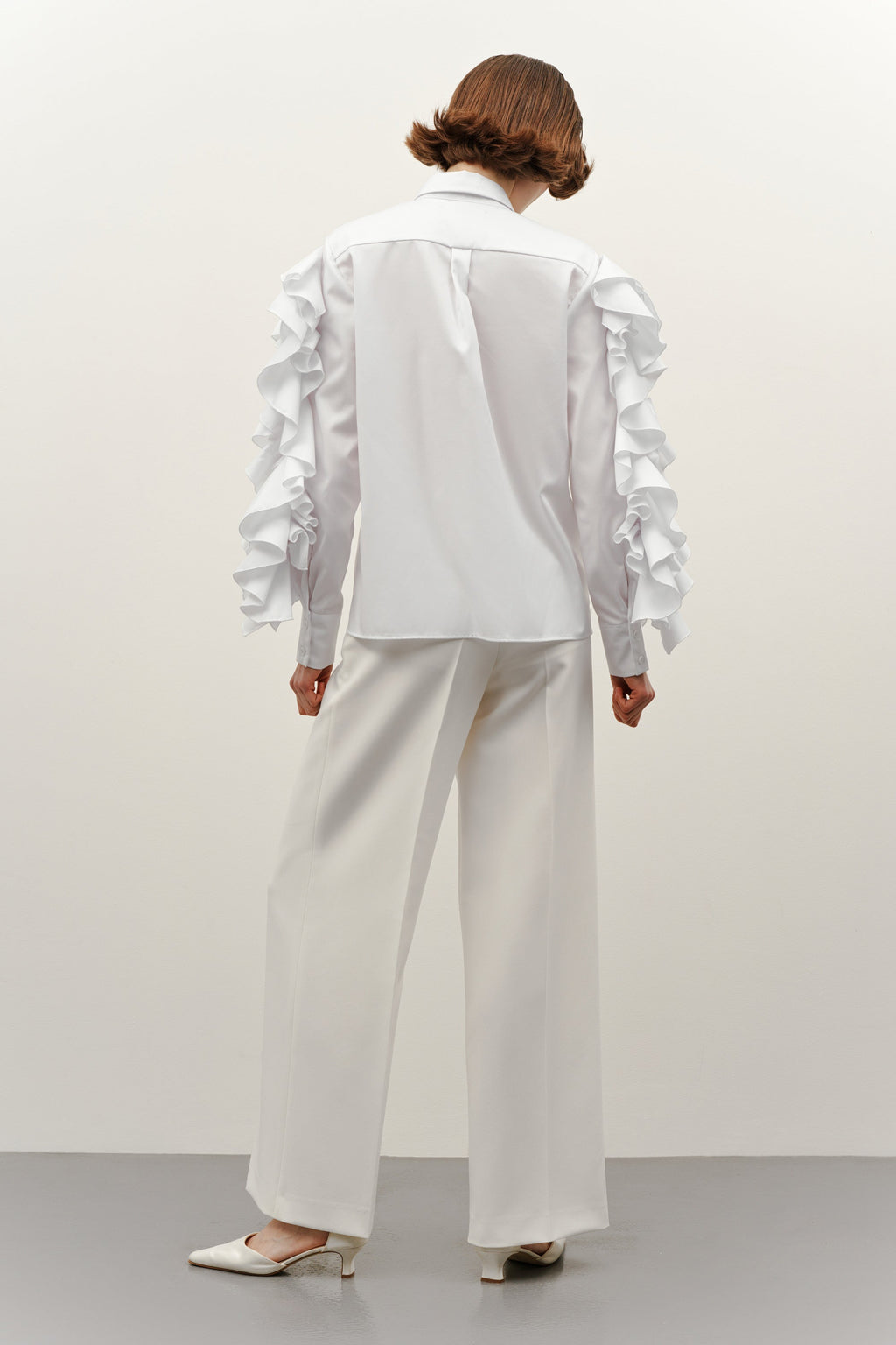 White shirt “VOLAN”