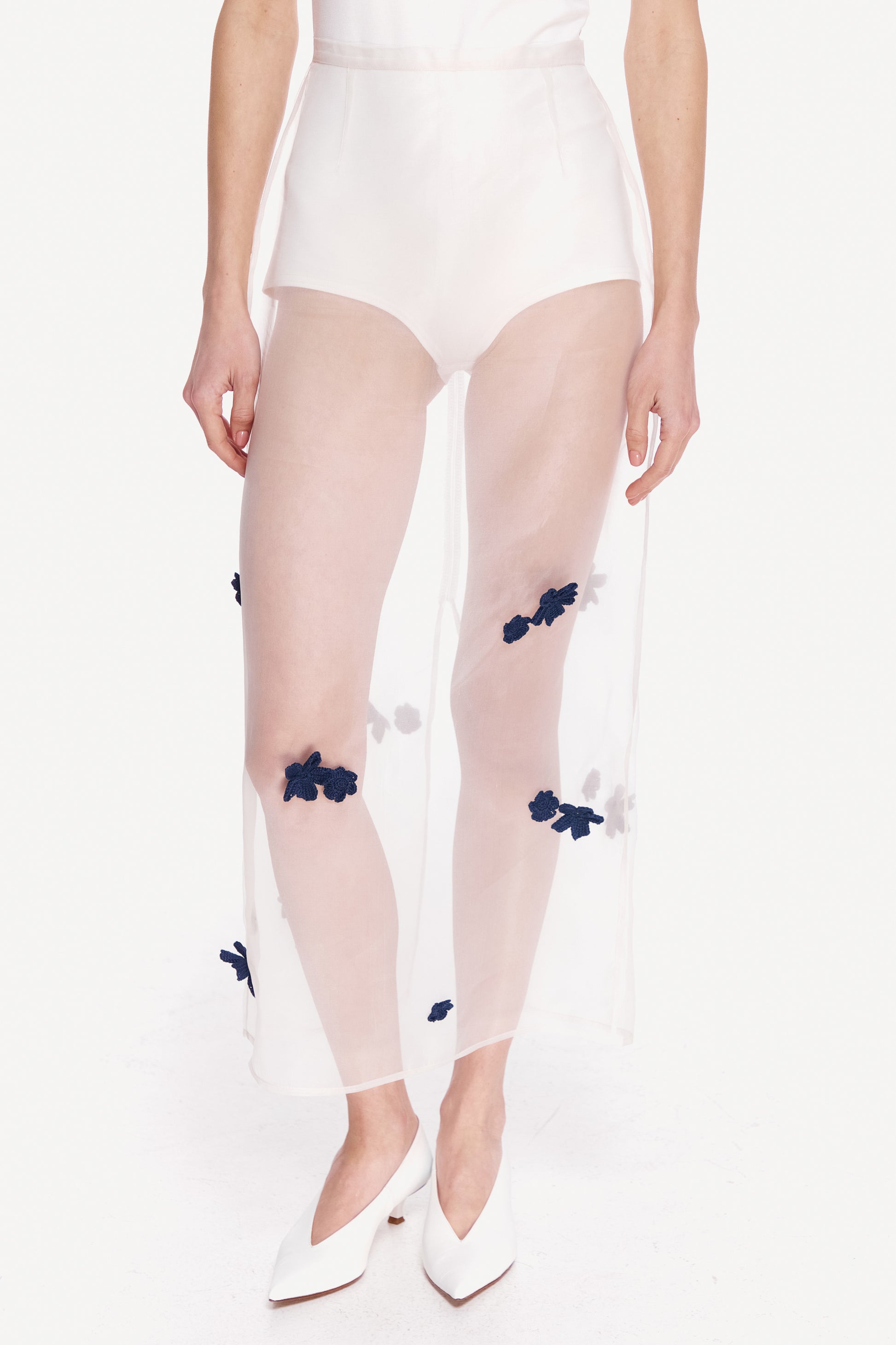 SILK SKIRT WITH KNITTED FLOWERS