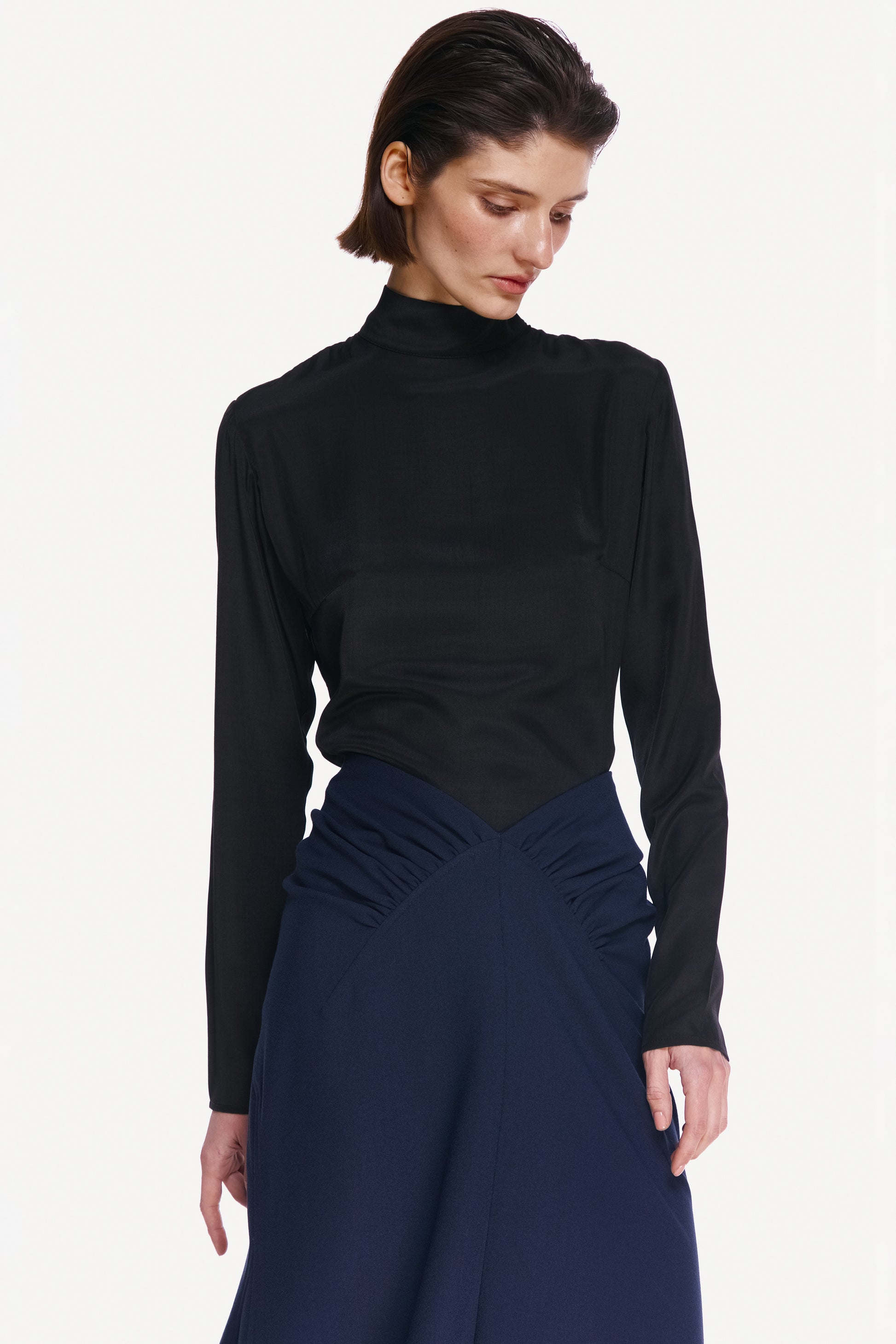BLACK BLOUSE