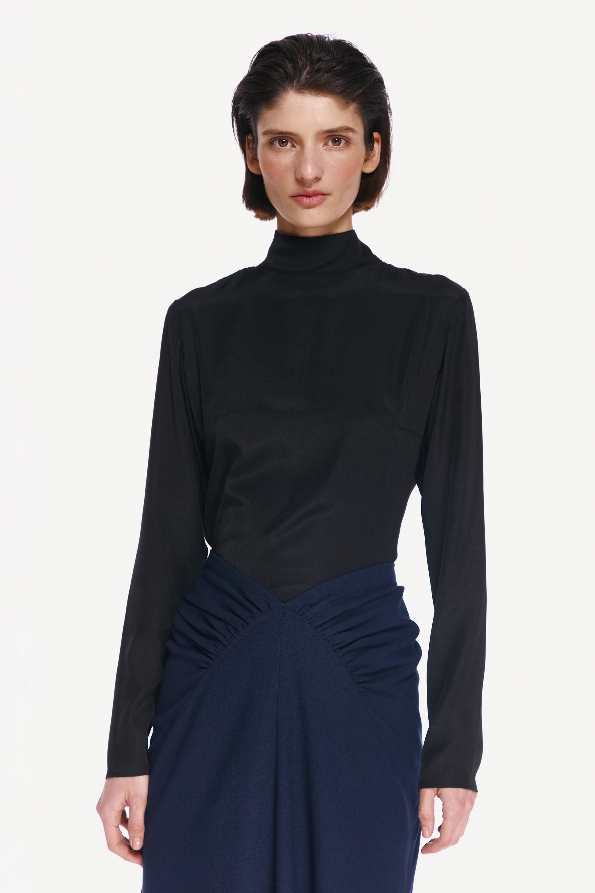 BLACK BLOUSE