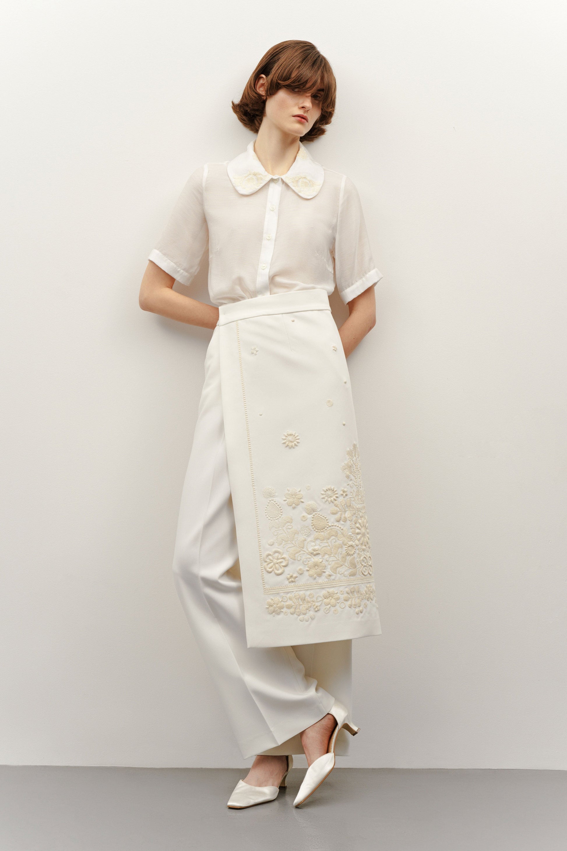 Milk embroidered “PLAKHTA”