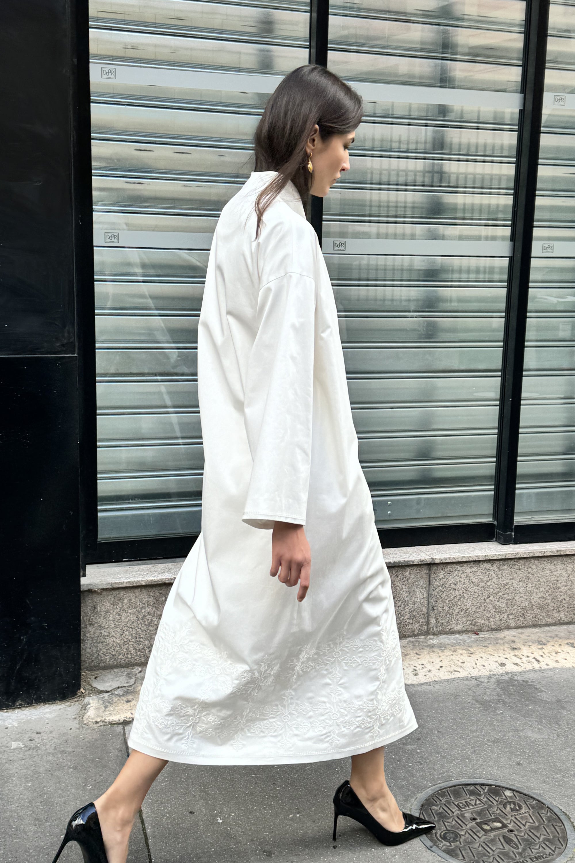 Embroidered kimono