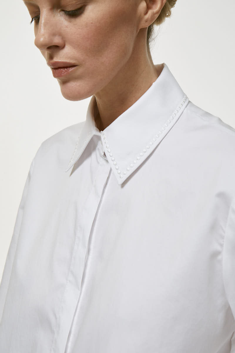 Embroidered shirt