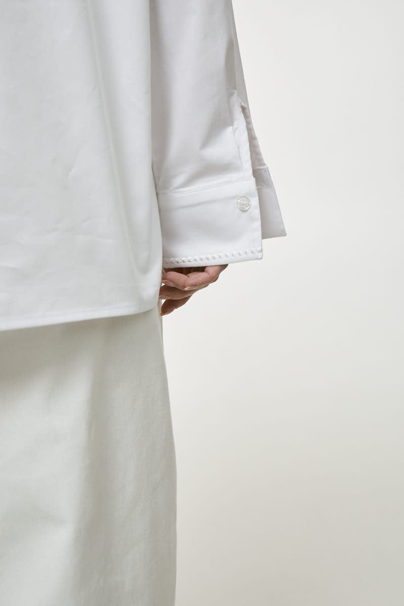 Embroidered shirt
